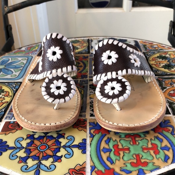 Jack Rogers brown with white whipstitch trim thong sandal with low heel - Picture 2 of 6